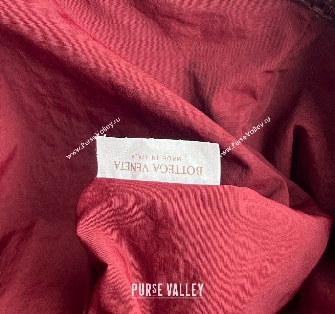 Bottega Veneta LOVE Medium Dustbag in Intrecciato Leather 796728 Barolo Red 2025 ( WT-250519006)