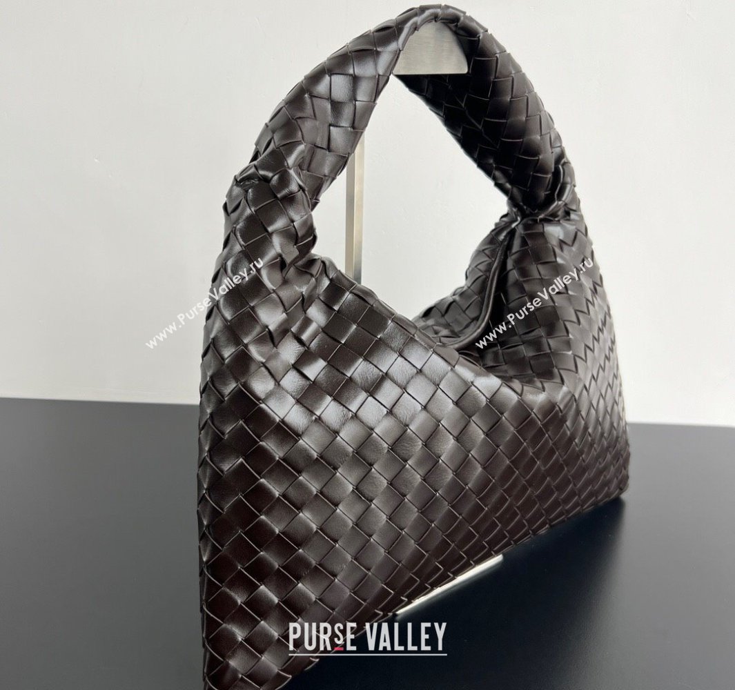 Bottega Veneta Hop Small Hobo Bag in Intrecciato Leather Fondant Brown 2025 796262 (WT-250519042)