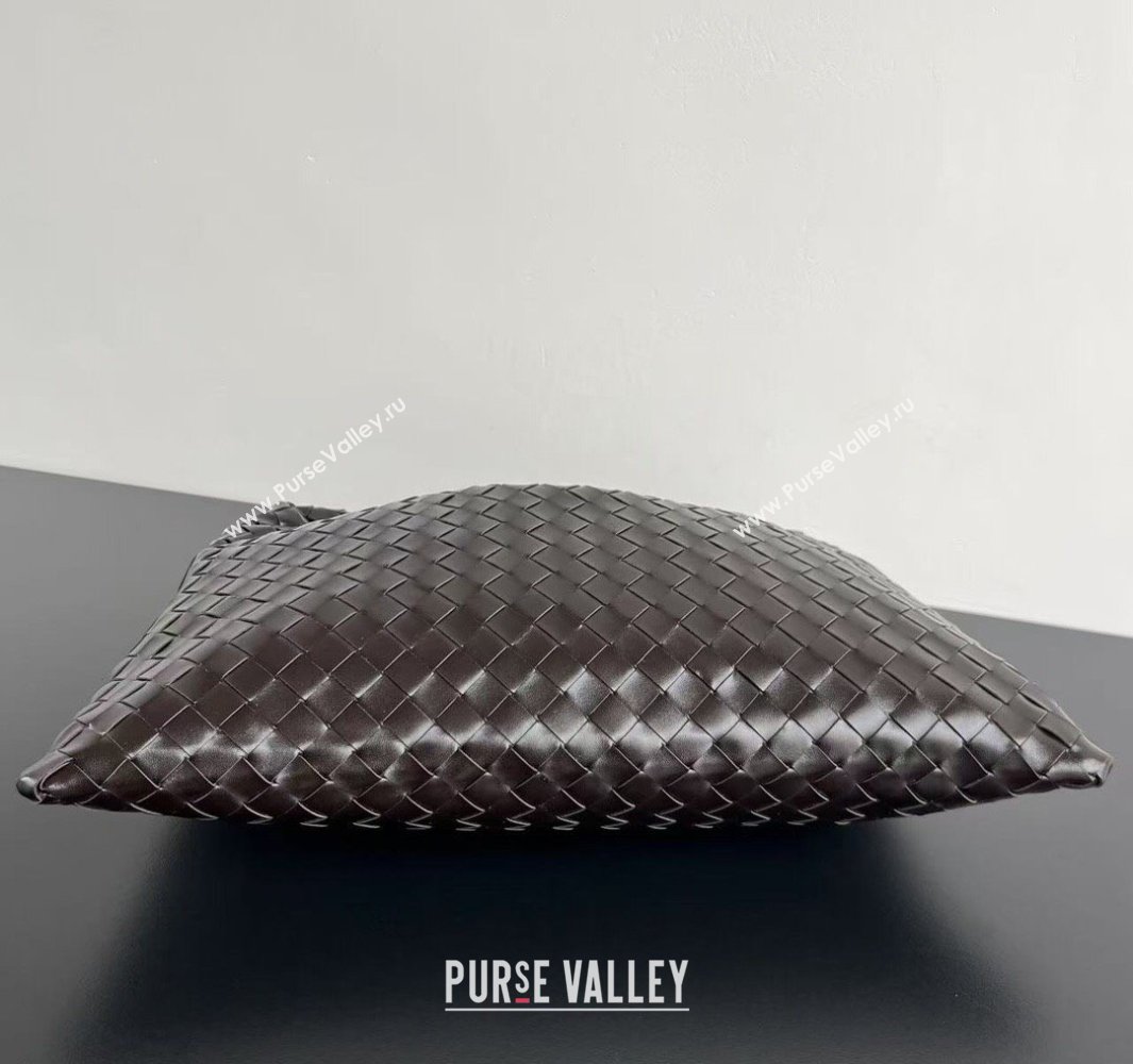 Bottega Veneta Hop Small Hobo Bag in Intrecciato Leather Fondant Brown 2025 796262 (WT-250519042)