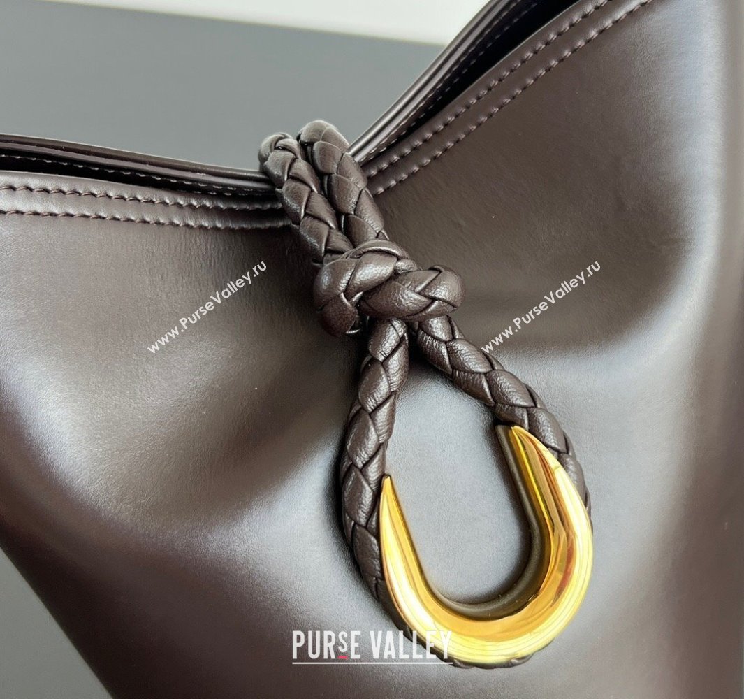Bottega Veneta Small Liberta Bucket Bag in Smooth Leather 815244 Fondant Brown 2025 (WT-250519046)