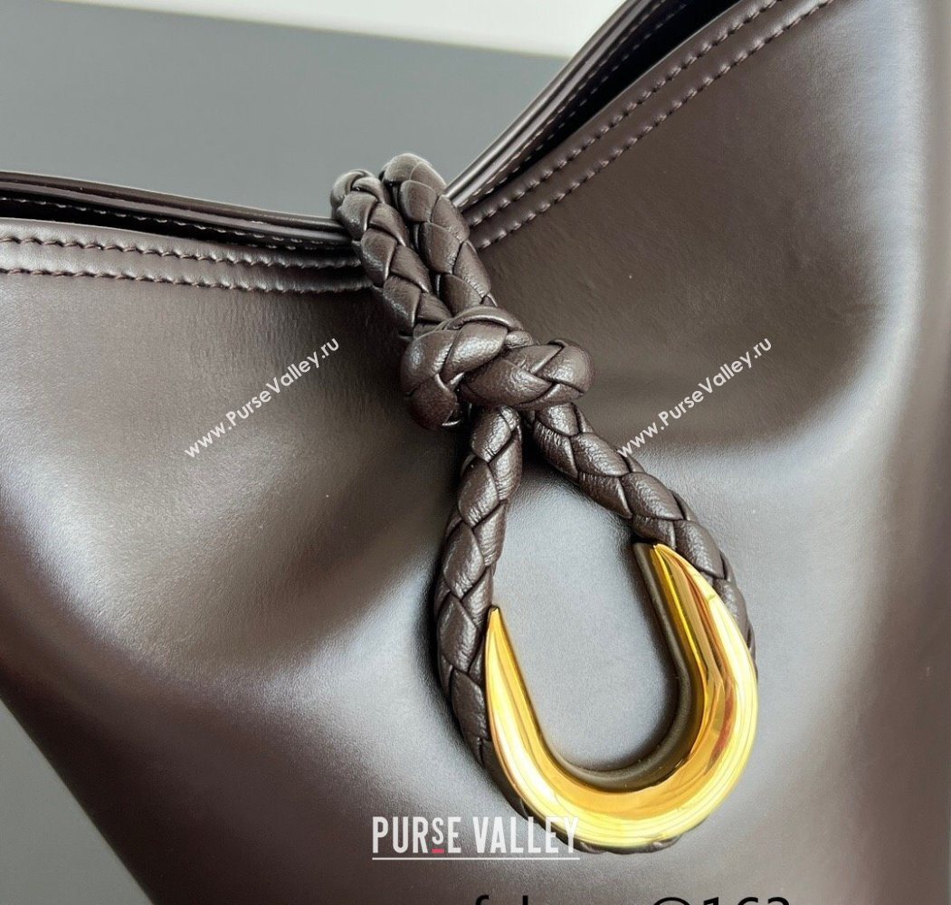 Bottega Veneta Small Liberta Bucket Bag in Smooth Leather 815244 Fondant Brown 2025 (WT-250624063)