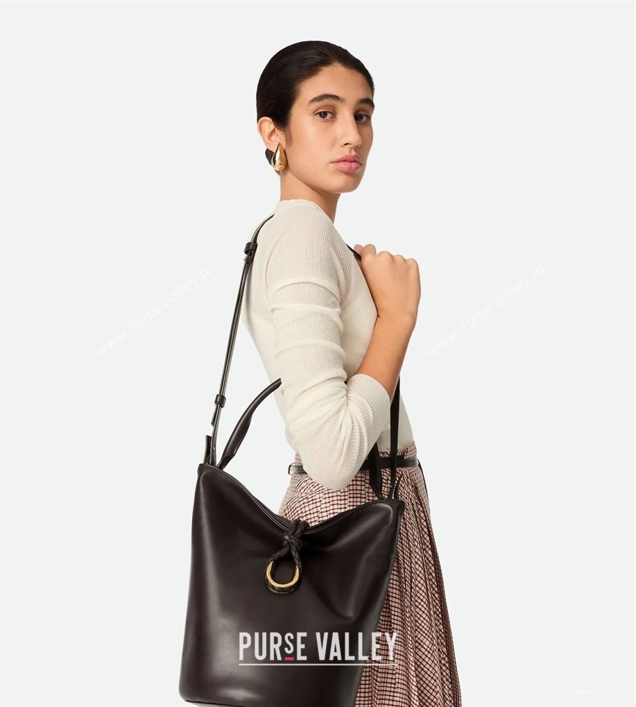 Bottega Veneta Liberta Bucket Bag in Smooth Leather 806038 Fondant Brown 2025 (WT-250519047)