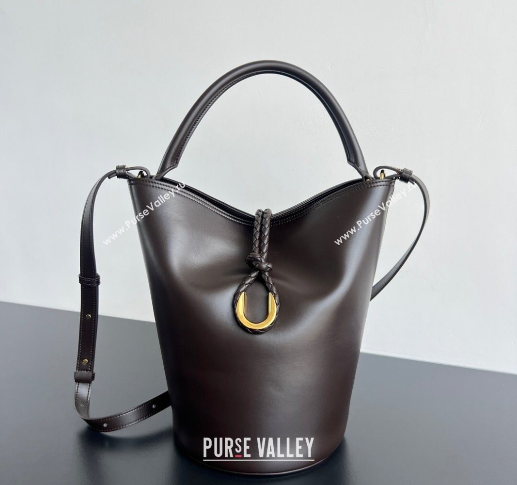 Bottega Veneta Liberta Bucket Bag in Smooth Leather 806038 Fondant Brown 2025 (WT-250624066)