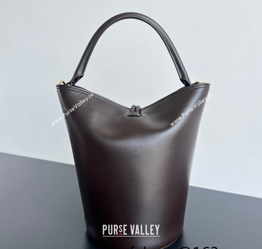 Bottega Veneta Liberta Bucket Bag in Smooth Leather 806038 Fondant Brown 2025 (WT-250624066)