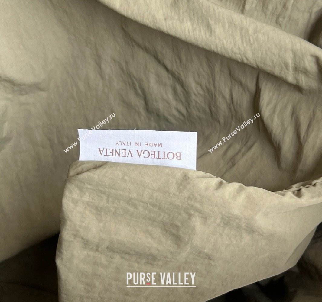 Bottega Veneta Medium Dustbag in Intrecciato Leather 796728 Travertine Green 2025 ( WT-250519005)