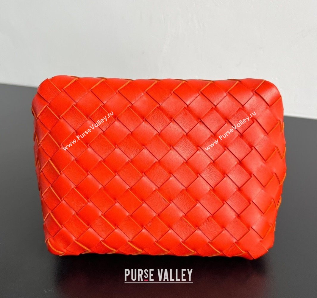 Bottega Veneta Small Parachute Chain Bag in Intrecciato Leather Red2 2025 817175 (WT-250519052)