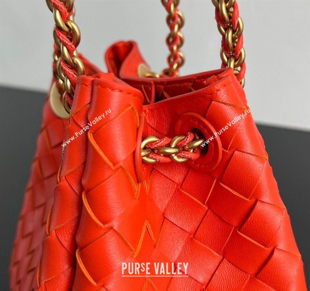 Bottega Veneta Small Parachute Chain Bag in Intrecciato Leather Red2 2025 817175 (WT-250519052)