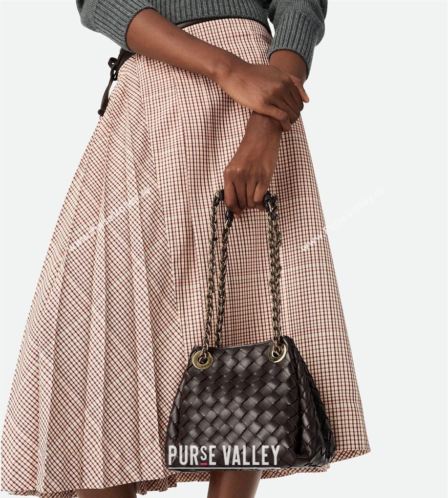 Bottega Veneta Small Parachute Chain Bag in Intrecciato Leather Sea Salt 2025 817175 (WT-250519053)
