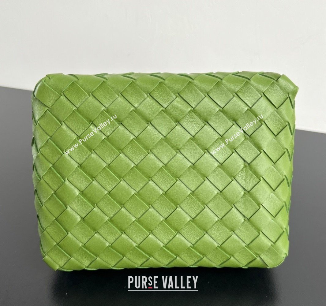 Bottega Veneta Small Parachute Shoulder Bag in Intrecciato Leather 796569 Green 2025 (WT-250519054)