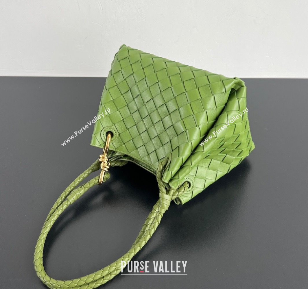 Bottega Veneta Small Parachute Shoulder Bag in Intrecciato Leather 796569 Green 2025 (WT-250519054)