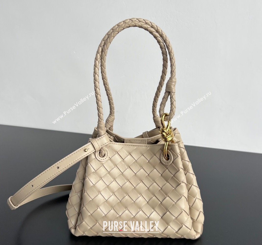 Bottega Veneta Small Parachute Shoulder Bag in Intrecciato Leather 796569 Ecru Beige 2025 (WT-250519055)