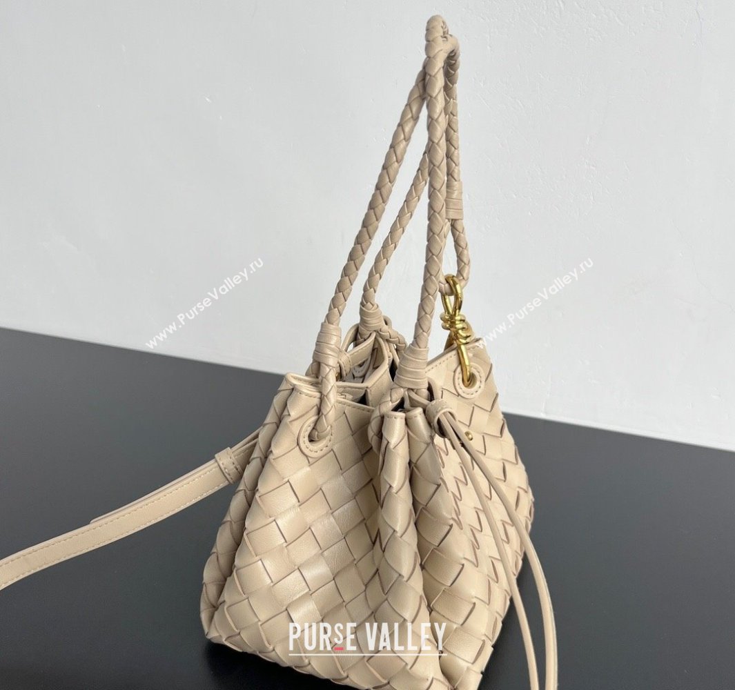 Bottega Veneta Small Parachute Shoulder Bag in Intrecciato Leather 796569 Ecru Beige 2025 (WT-250519055)