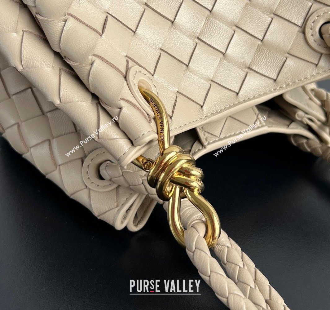 Bottega Veneta Small Parachute Shoulder Bag in Intrecciato Leather 796569 Ecru Beige 2025 (WT-250519055)