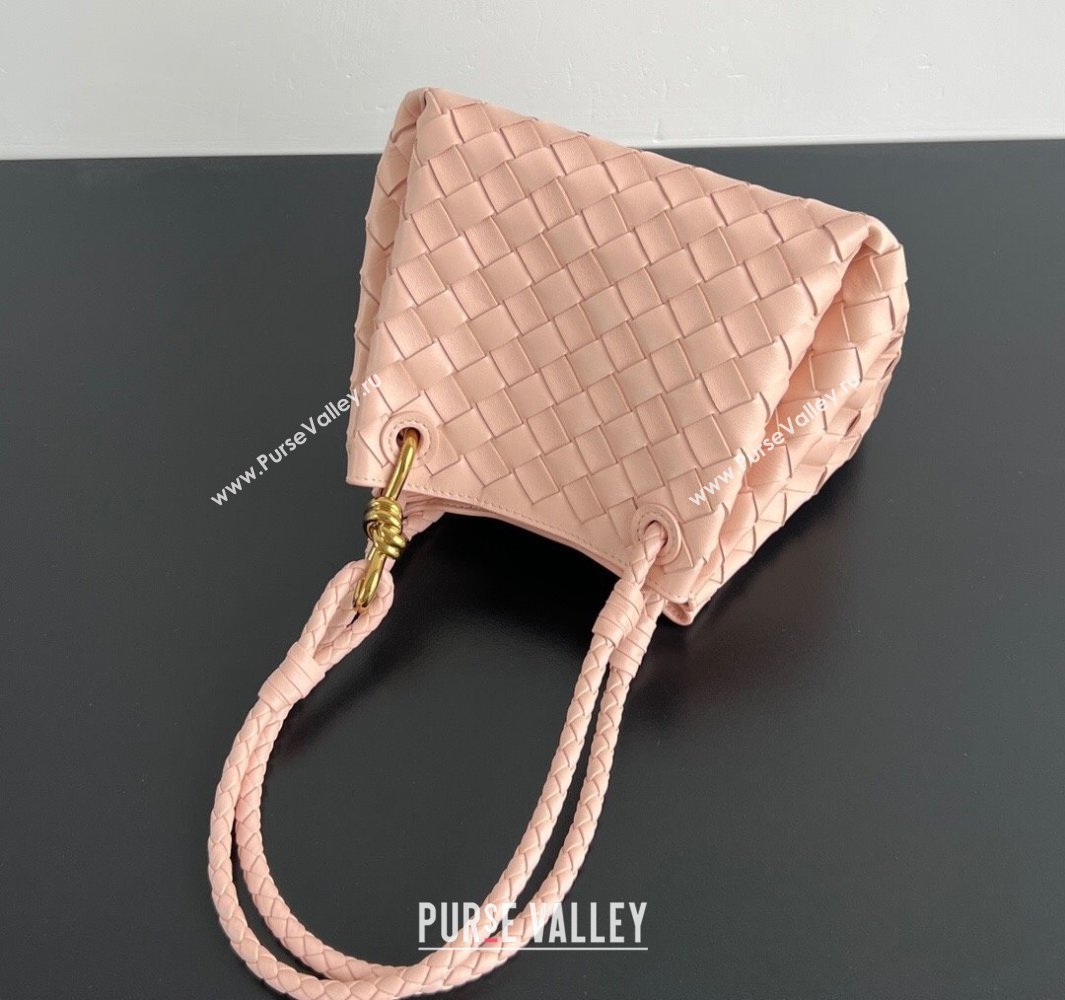 Bottega Veneta Small Parachute Shoulder Bag in Intrecciato Leather 796569 Lotus pink 2025 (WT-250519057)