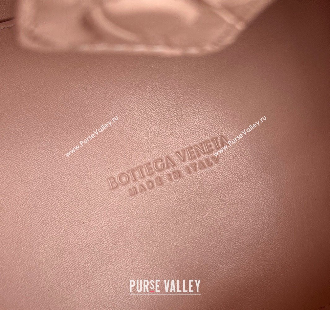 Bottega Veneta Small Parachute Shoulder Bag in Intrecciato Leather 796569 Lotus pink 2025 (WT-250519057)