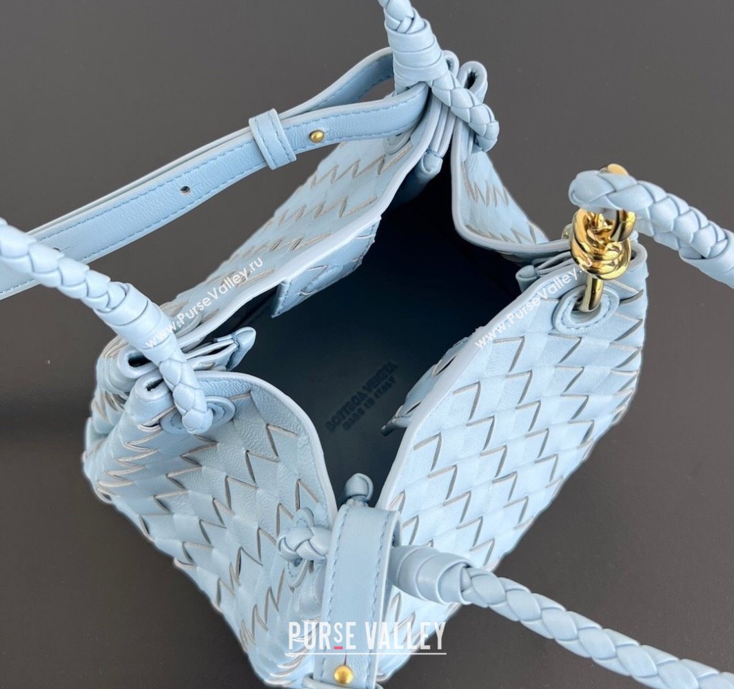 Bottega Veneta Small Parachute Shoulder Bag in Intrecciato Leather 796569 Ice Blue 2025 (WT-250519060)