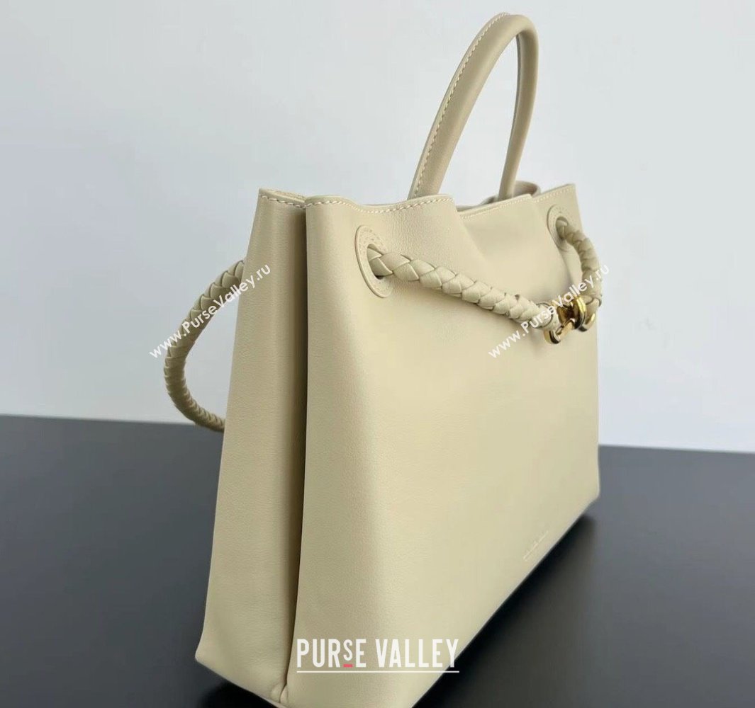 Bottega Veneta Medium Andiamo Top Handle Bag in Calfskin Leather Light butterscotch Beige 2025 810214 (WT-250519080)