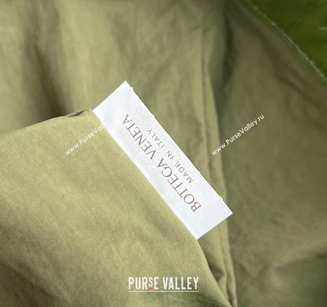 Bottega Veneta Medium Dustbag in Intrecciato Leather 796728 Matcha Green 2025 (WT-250519009)