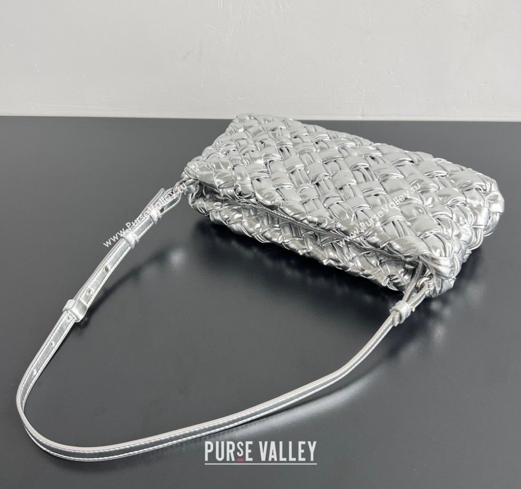 Bottega Veneta Kalimero Cha-Cha Clutch Bag in Intrecciato Leather 785780 Silver 2025 (WT-250519086)