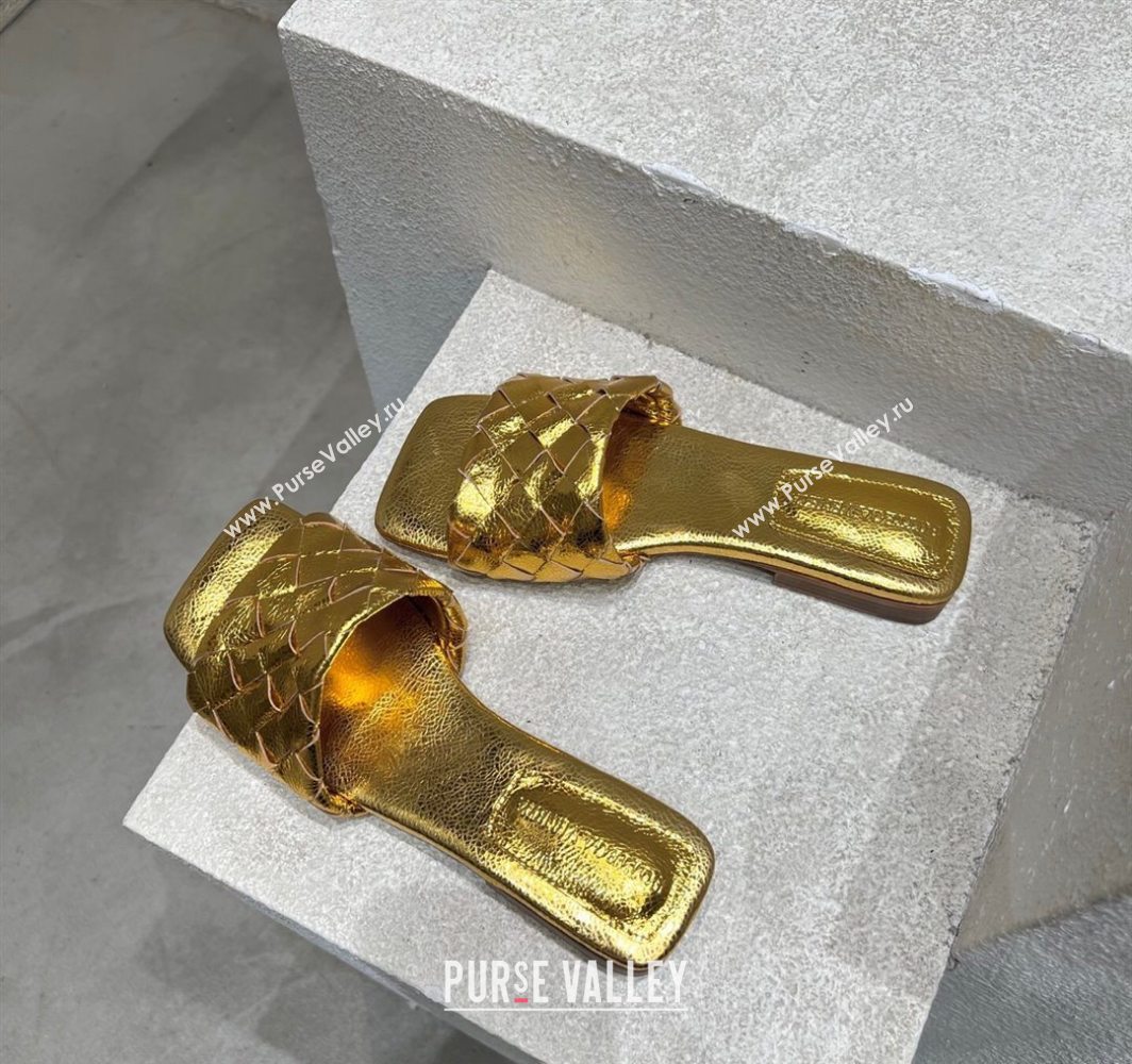 Bottega Veneta Parco Square Flat Slides Sandals in Soft Intrecciato Leather Gold 2025 837737 (MD-250604016)