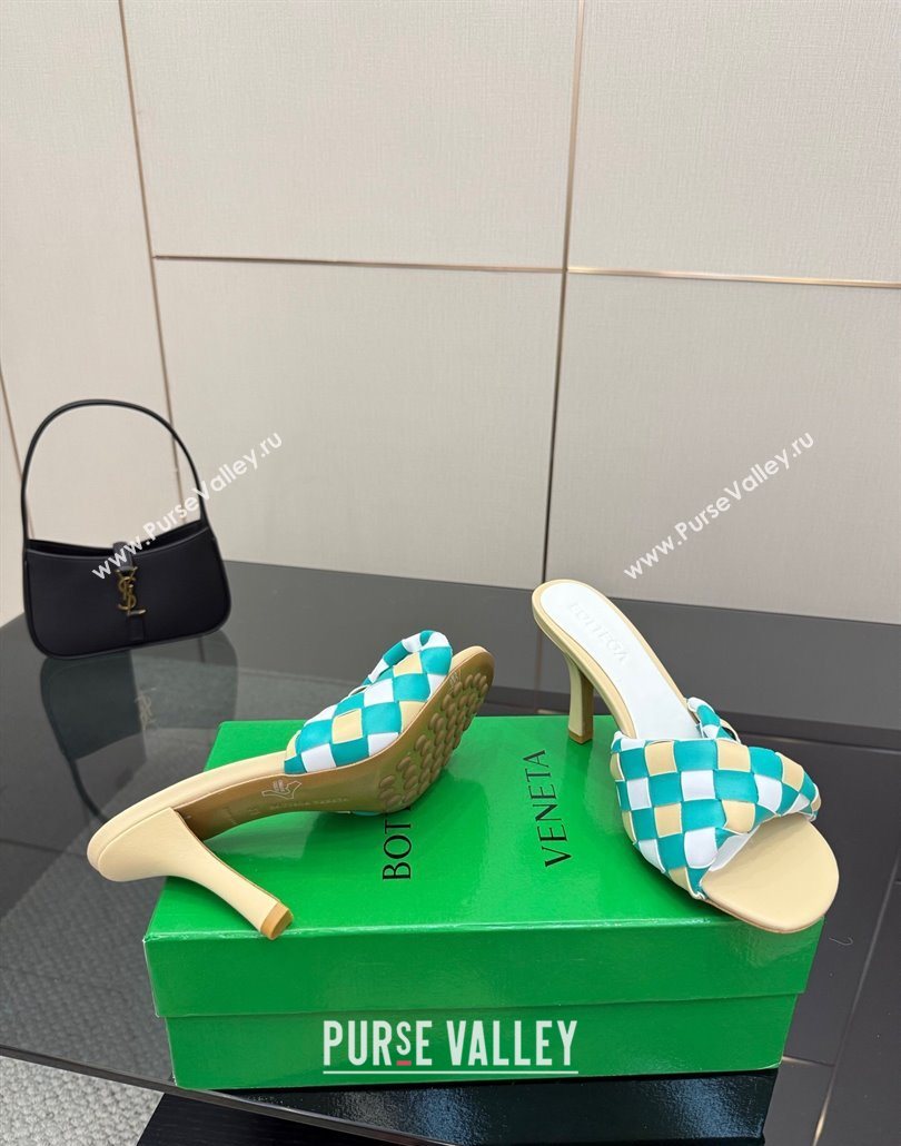 Bottega Veneta Blink Heel Slides Sandals 9.5cm in Vichy Intrecciato Leather with Folded Detail Beige 2025 (MD-250604027)