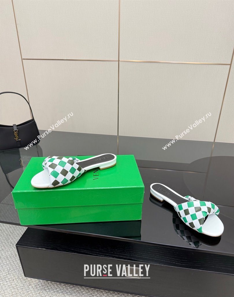 Bottega Veneta Blink Flat Slides Sandals in Vichy Intrecciato Leather with Folded Detail Green 2025 (MD-250604035)