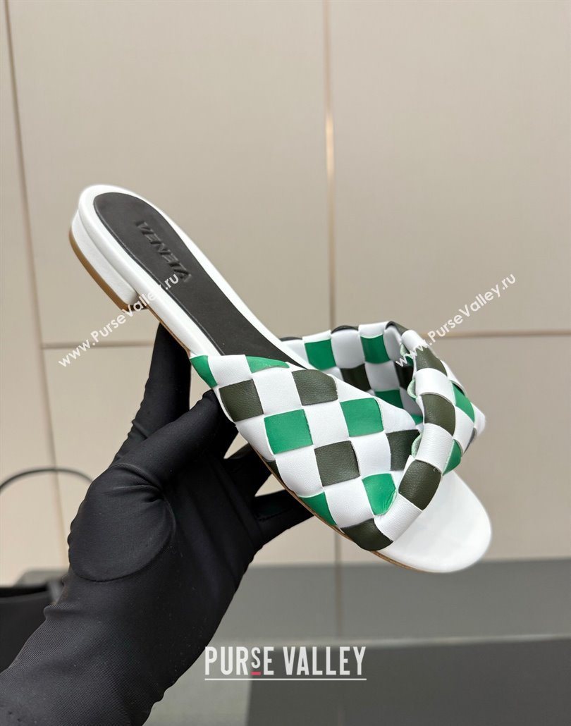 Bottega Veneta Blink Flat Slides Sandals in Vichy Intrecciato Leather with Folded Detail Green 2025 (MD-250604035)