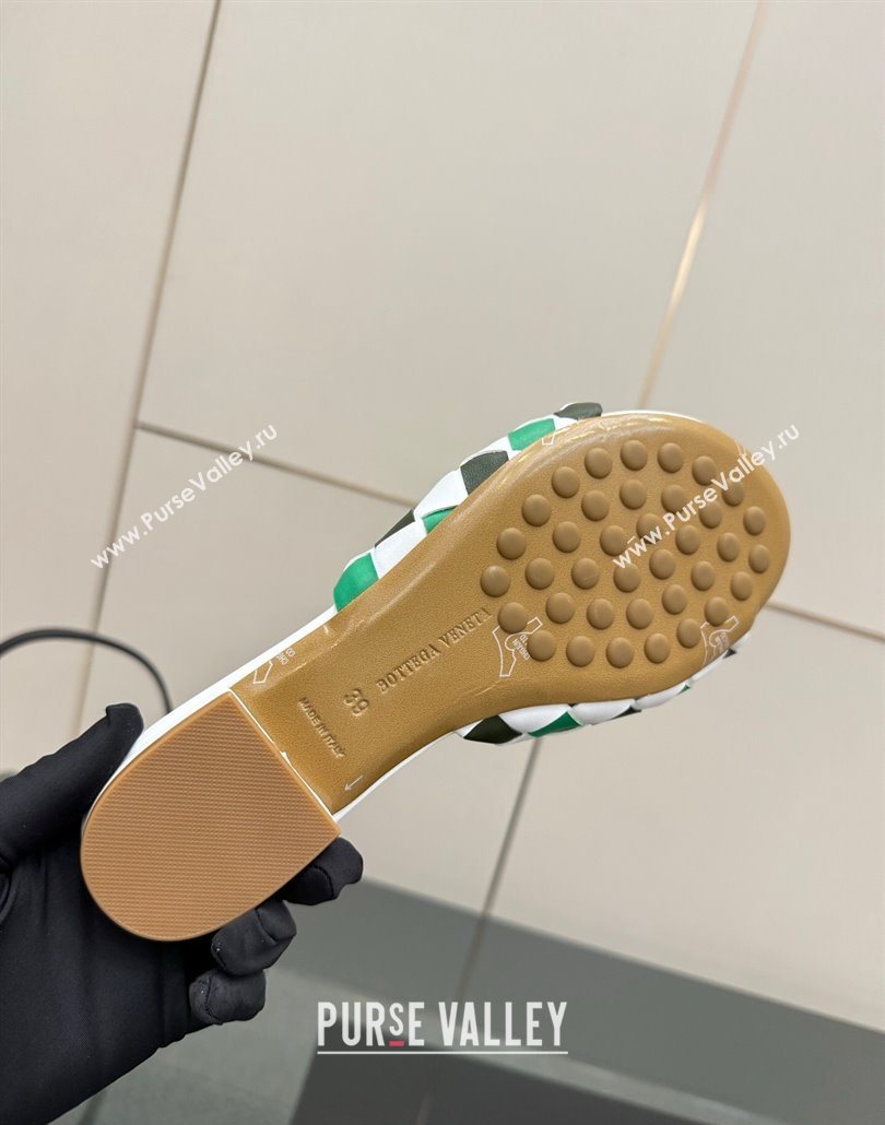 Bottega Veneta Blink Flat Slides Sandals in Vichy Intrecciato Leather with Folded Detail Green 2025 (MD-250604035)
