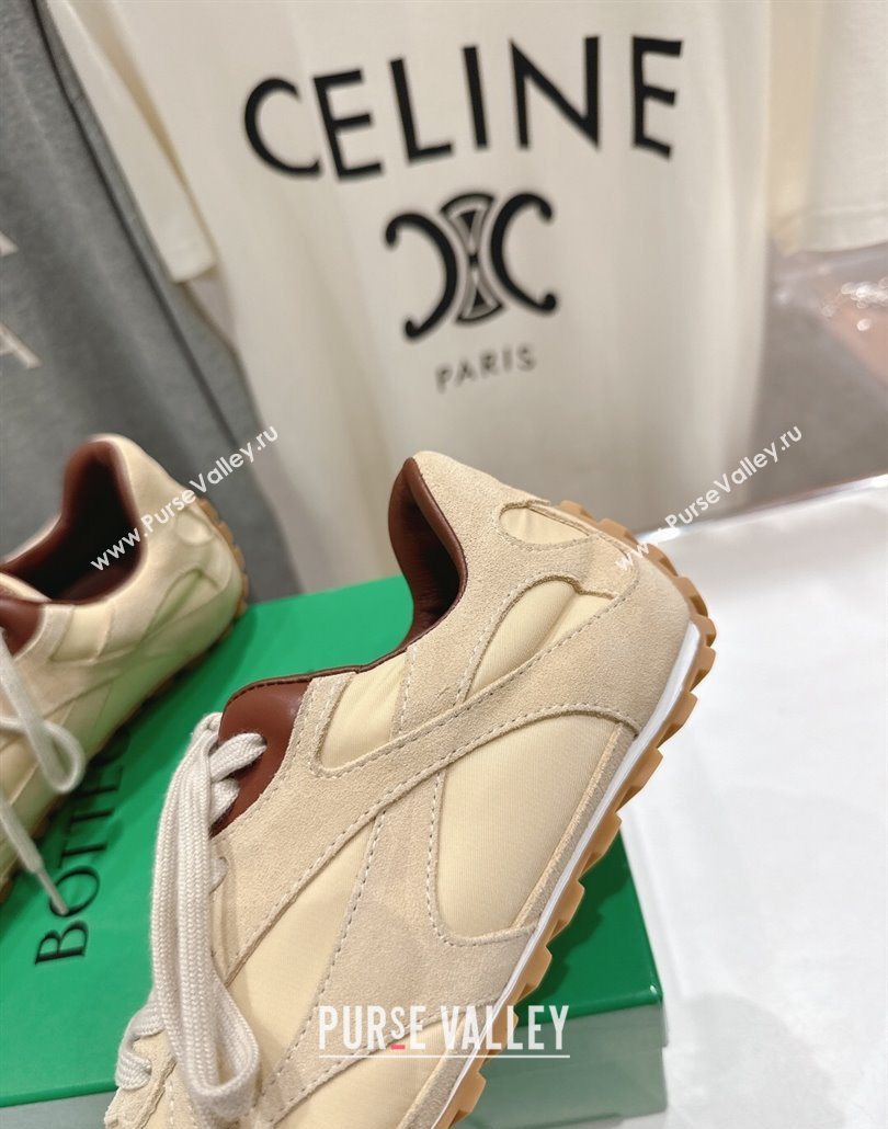 Bottega Veneta Orbit Flash Sneakers in Suede and Nylon Beige 2025 838384 (MD-250604040)