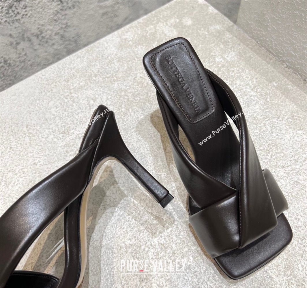 Bottega Veneta Riva Heel Slides Sandal 9cm in Shiny Calfskin with Twisted Strap Fondant Brown 2025 (MD-250604043)