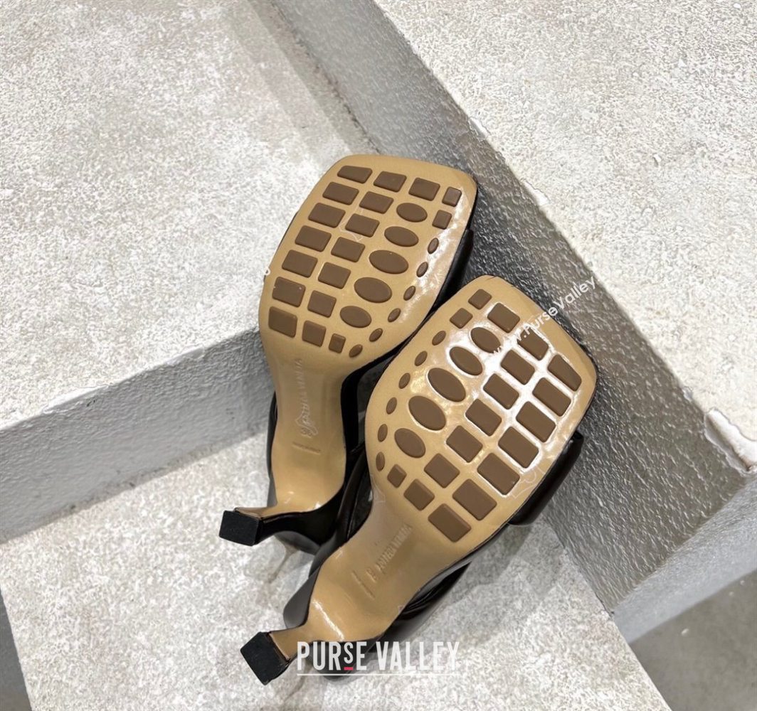 Bottega Veneta Riva Heel Slides Sandal 9cm in Shiny Calfskin with Twisted Strap Fondant Brown 2025 (MD-250604043)