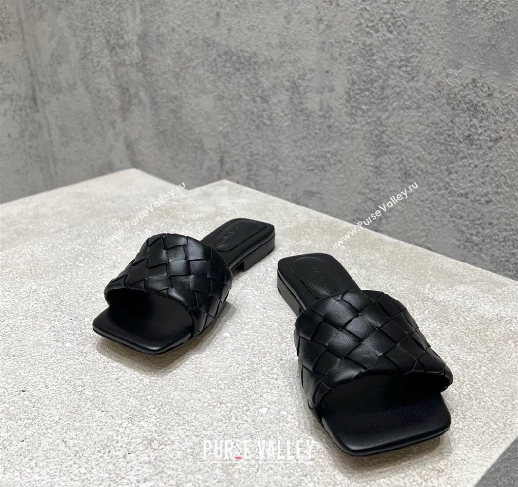 Bottega Veneta Parco Square Flat Slides Sandals in Soft Intrecciato Leather Black 2025 837737 (MD-250604010)
