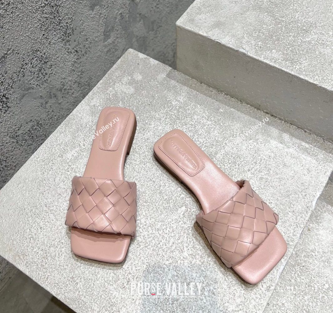 Bottega Veneta Parco Square Flat Slides Sandals in Soft Intrecciato Leather Light Pink 2025 837737 (MD-250604014)