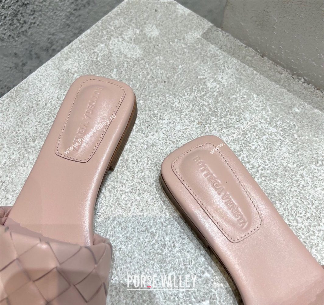 Bottega Veneta Parco Square Flat Slides Sandals in Soft Intrecciato Leather Light Pink 2025 837737 (MD-250604014)