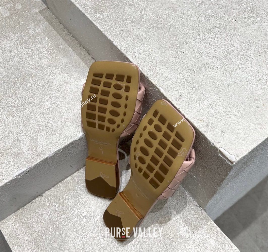 Bottega Veneta Parco Square Flat Slides Sandals in Soft Intrecciato Leather Light Pink 2025 837737 (MD-250604014)