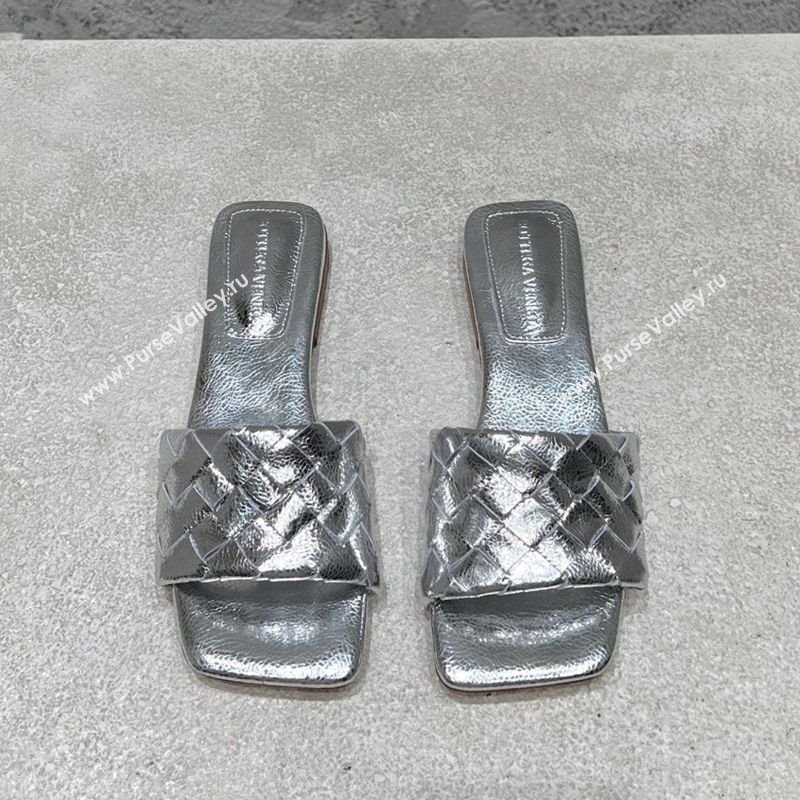 Bottega Veneta Parco Square Flat Slides Sandals in Soft Intrecciato Leather Silver 2025 837737 (MD-250604015)