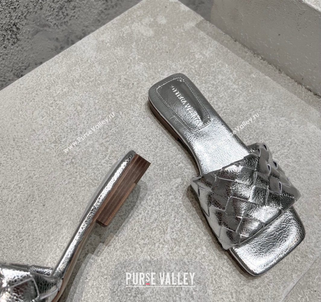 Bottega Veneta Parco Square Flat Slides Sandals in Soft Intrecciato Leather Silver 2025 837737 (MD-250604015)