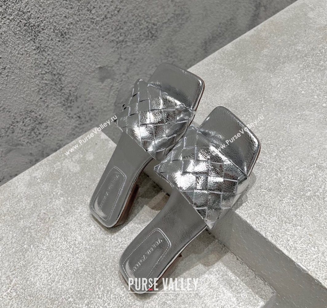 Bottega Veneta Parco Square Flat Slides Sandals in Soft Intrecciato Leather Silver 2025 837737 (MD-250604015)