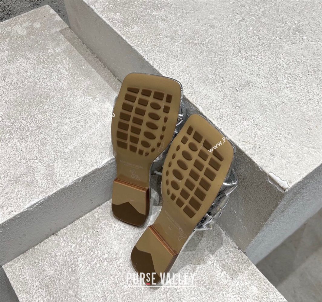 Bottega Veneta Parco Square Flat Slides Sandals in Soft Intrecciato Leather Silver 2025 837737 (MD-250604015)
