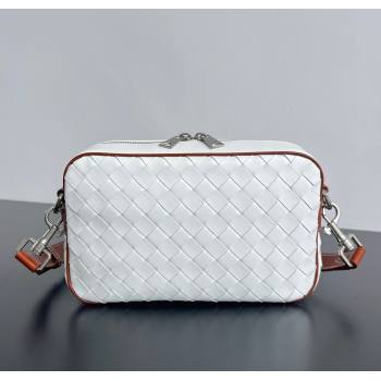 Bottega Veneta Mens Small Camera Bag in Intrecciato Leather White/Brown 2025 755923 (WT-250624041)