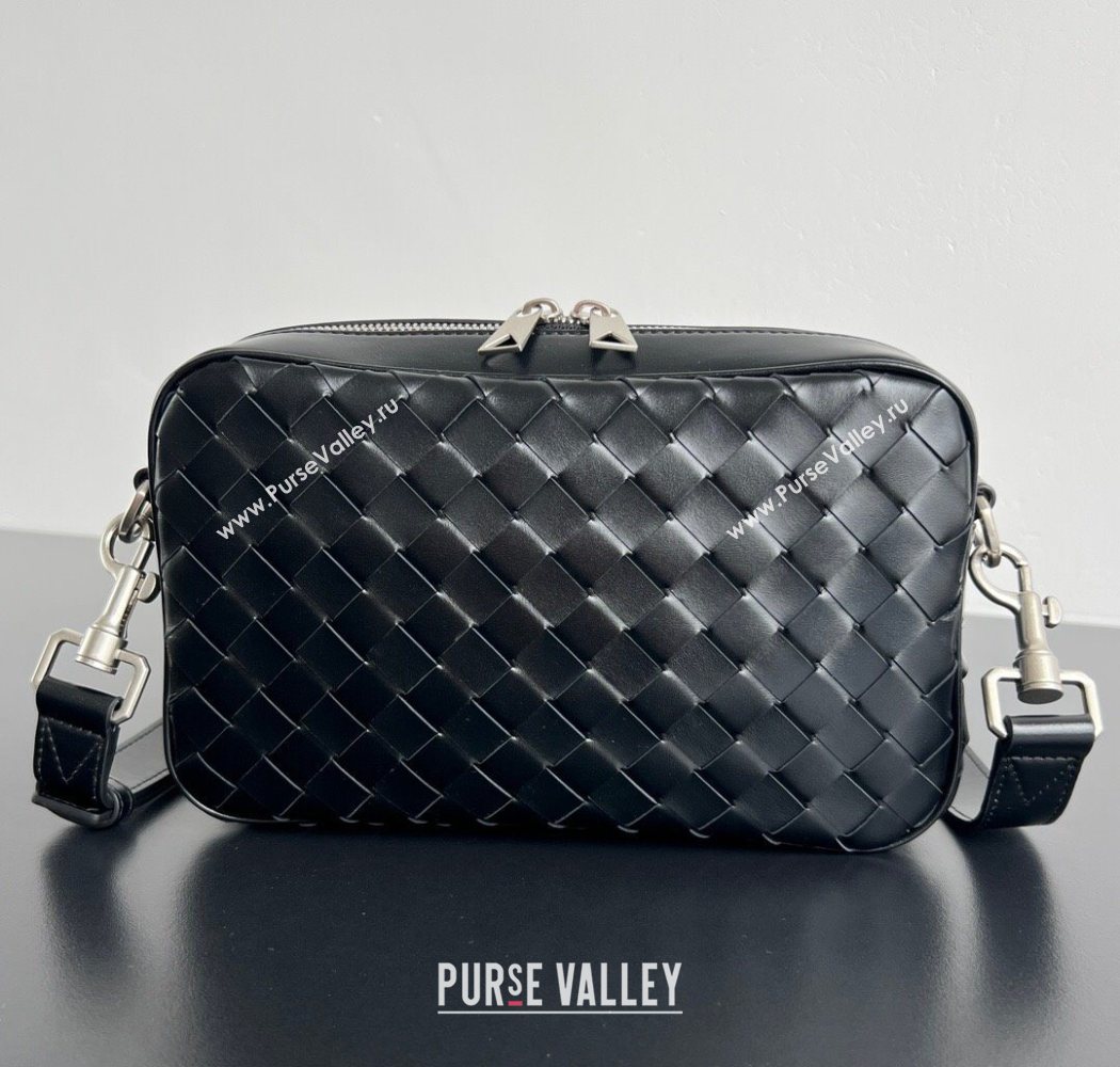 Bottega Veneta Mens Small Camera Bag in Intrecciato Leather Black 2025 755923 (WT-250624042)