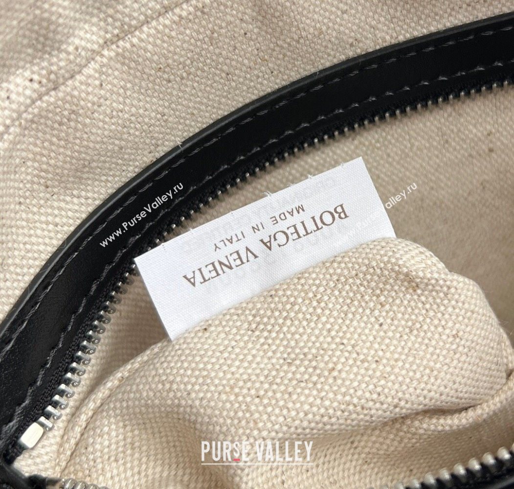 Bottega Veneta Mens Small Camera Bag in Intrecciato Leather Black 2025 755923 (WT-250624042)