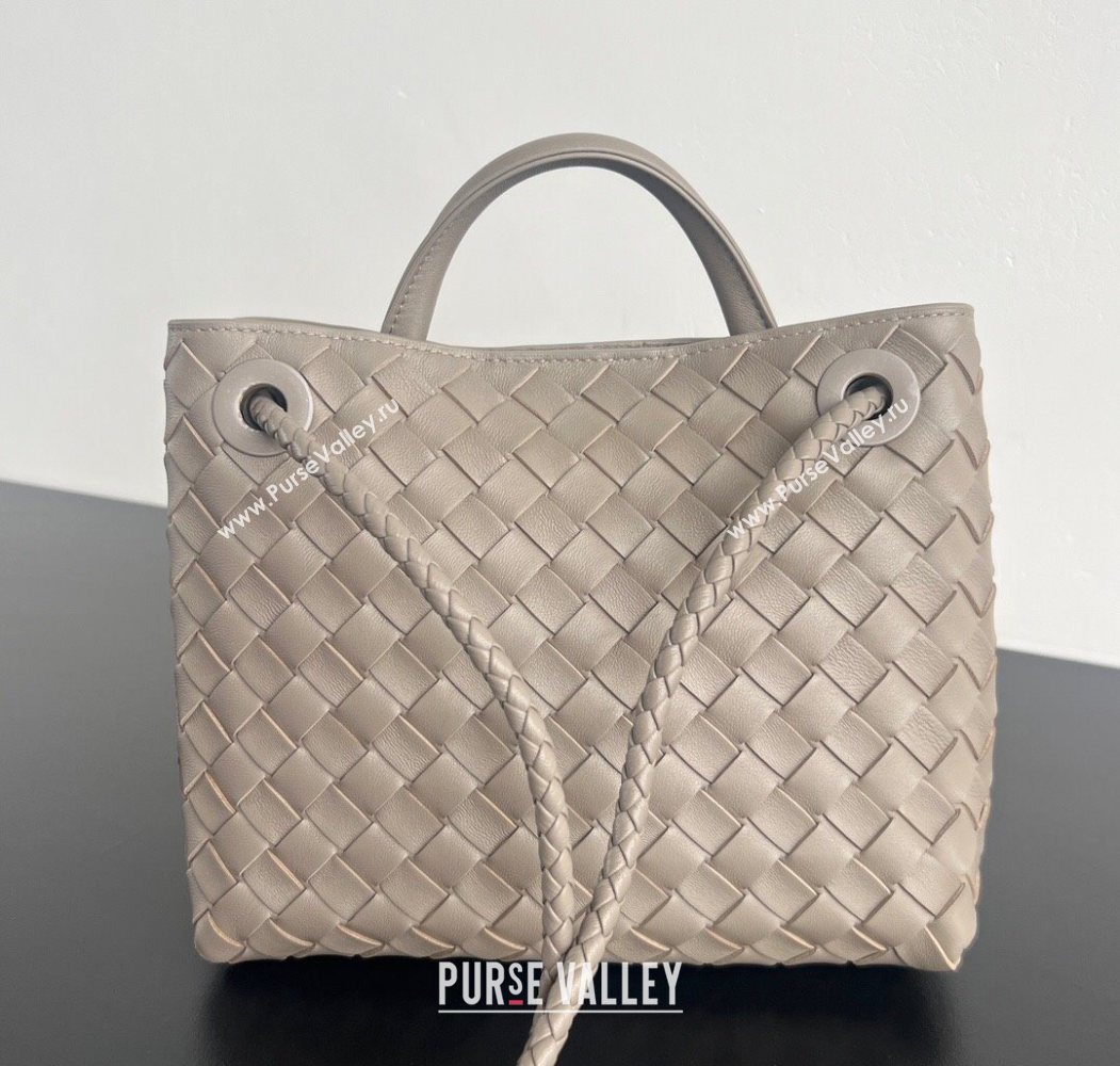 Bottega Veneta Small Andiamo Top Handle Bag in Intrecciato Leather Lime Grey 2025 743568 (WT-250624051)