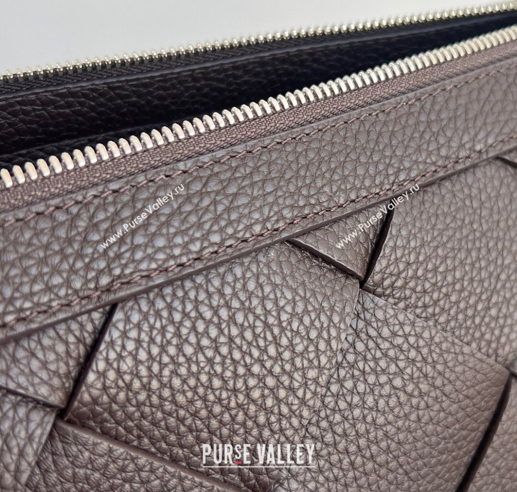 Bottega Veneta Mens Diago Hobo Bag in Grained Intrecciato Leather Fondant Brown 2025 795125 (WT-250624052)