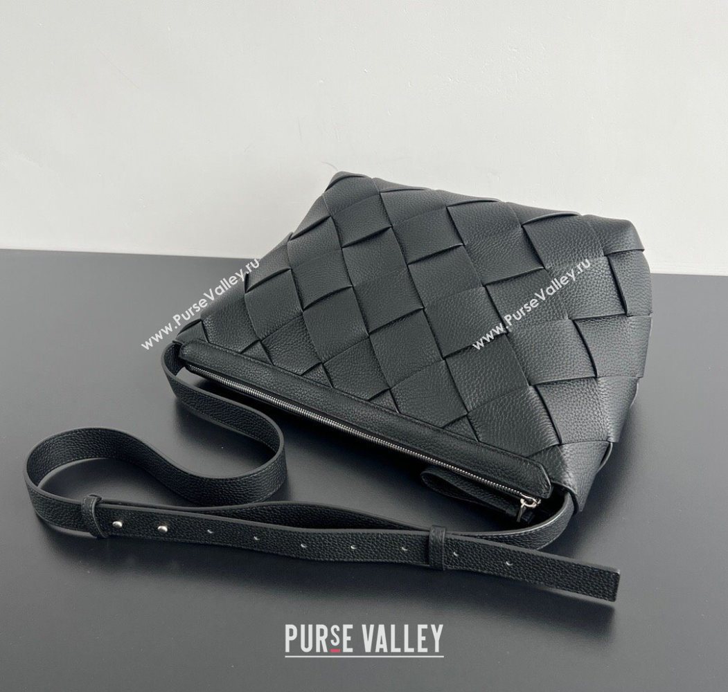 Bottega Veneta Mens Diago Hobo Bag in Grained Intrecciato Leather Black 2025 795125 (WT-250624053)