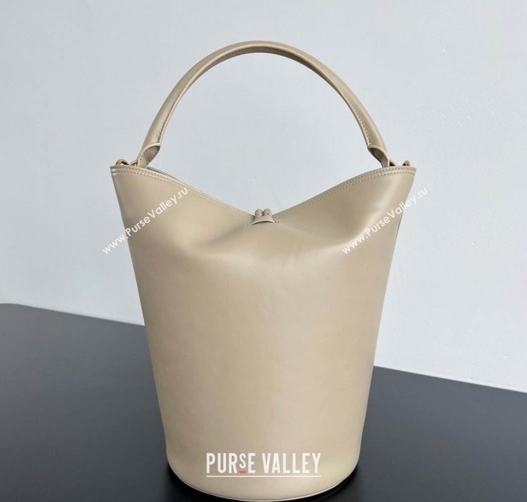 Bottega Veneta Liberta Bucket Bag in Smooth Leather 806038 Ecru Beige 2025 (WT-250624067)
