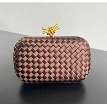 Bottega Veneta Classic Knot Clutch in Intreccio Satin Brown 13 2025 BV062501 (YX-250625013)