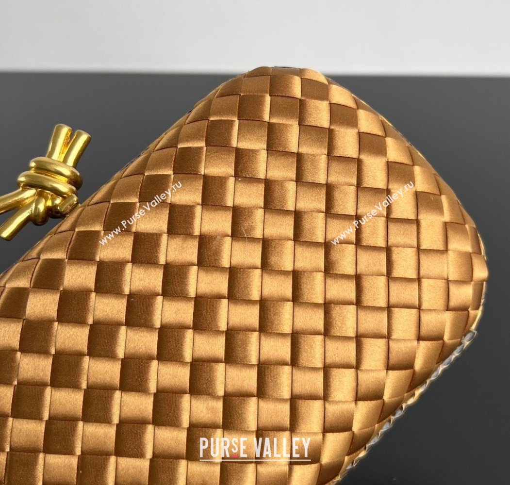 Bottega Veneta Classic Knot Clutch in Intreccio Satin Gold Yellow 2025 BV062501 (YX-250625015)
