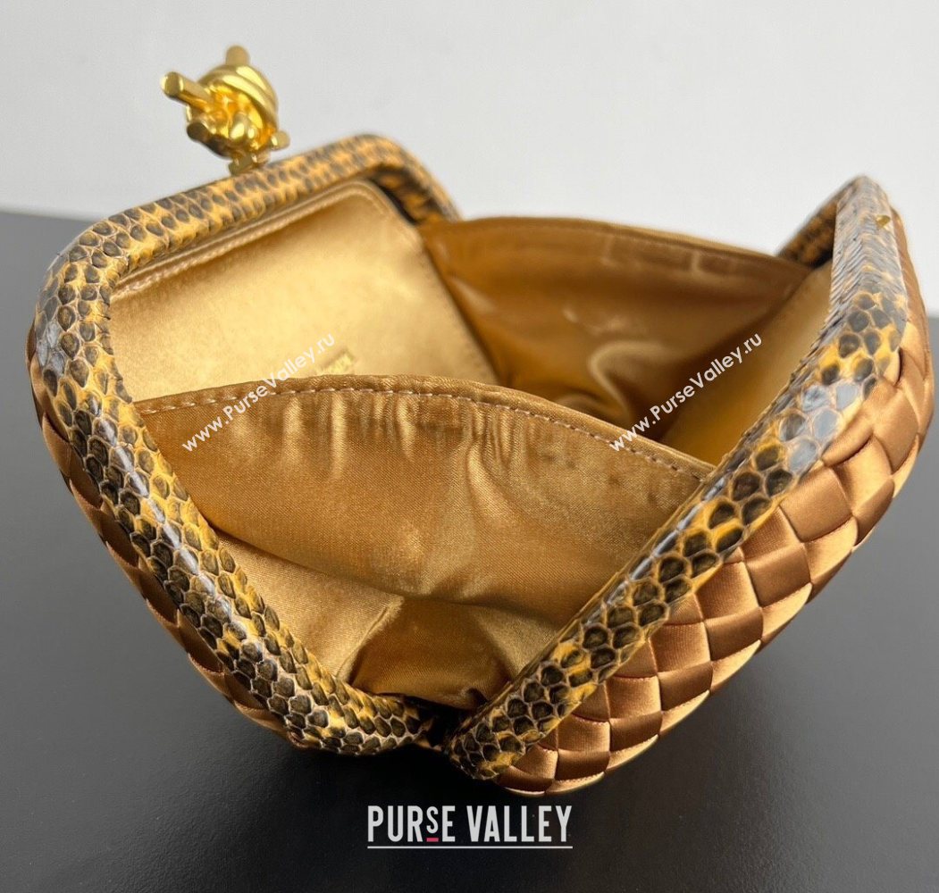 Bottega Veneta Classic Knot Clutch in Intreccio Satin Gold Yellow 2025 BV062501 (YX-250625015)