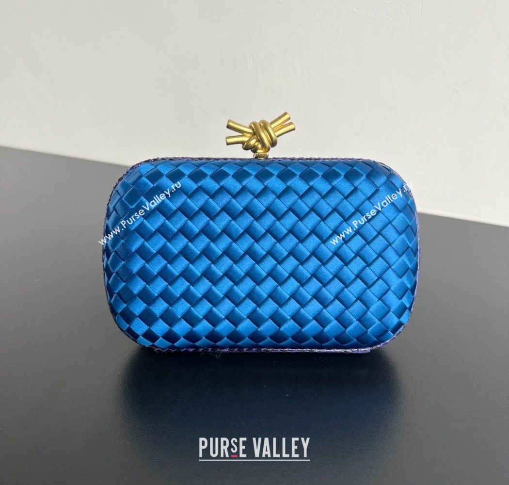 Bottega Veneta Classic Knot Clutch in Intreccio Satin Blue 16 2025 BV062501 (YX-250625016)